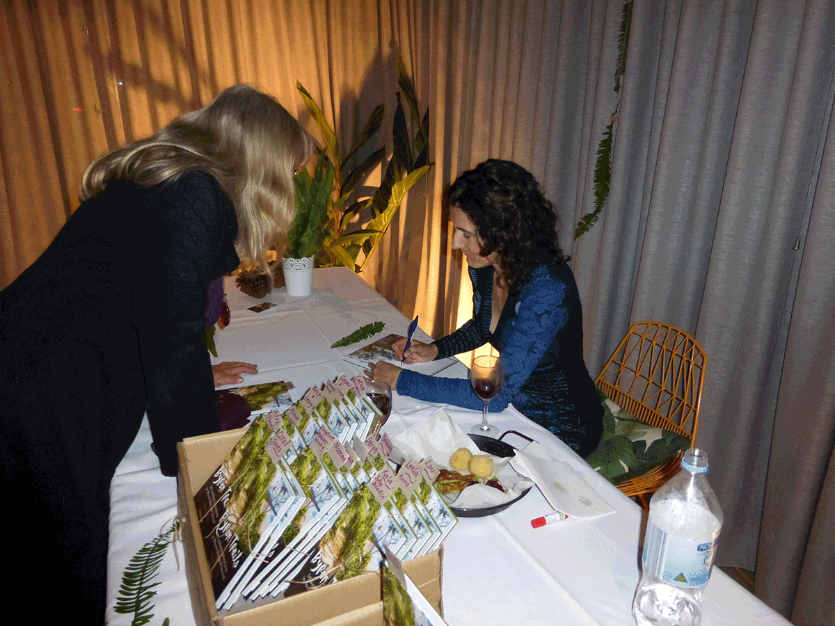 Byron Trails book signing